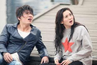 大明星播,闪耀舞台，演绎璀璨人生