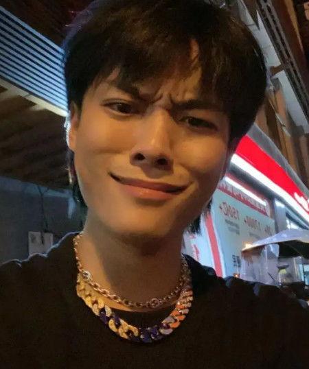 搞笑网红哥,笑点满满，欢乐无限