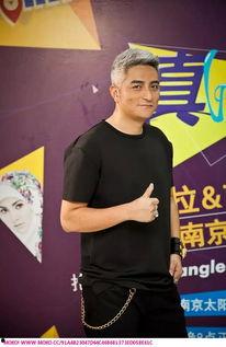 明星上班吗,他们是如何平衡工作与生活的？