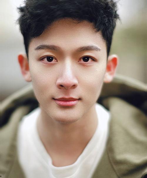 张主任爆料安七炫原视频,原视频曝光惊人内幕